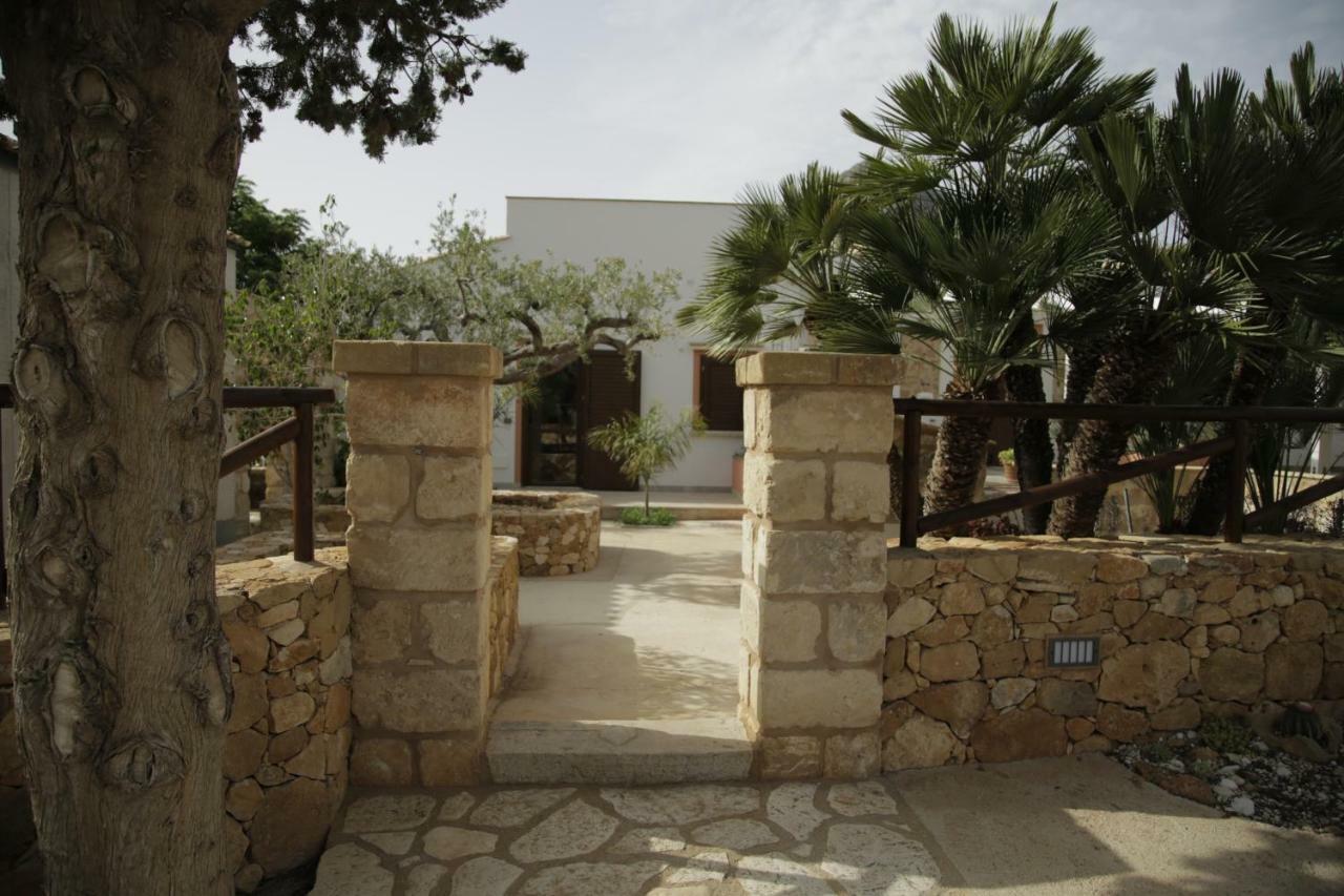 Villa Antico Casale Sul Mare à Custonaci Extérieur photo
